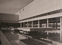 Внутренний двор ГКГ-ЦДХ (ныне Новая Третьяковка). Ок. 1979