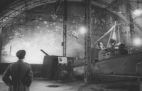 Отдел Краснознаменного Балтийского флота на выставке ''Героическая оборона Ленинграда. Салют на Неве'' в день освобождения Ленинграда от блокады. 29 апреля 1944 г.