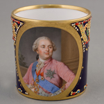 Чашка с портретом короля Франции Людовика XVI. Севрская фарфоровая мануфактура 1782. ГМЗ «Павловск»