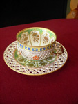 Чашка с блюдцем (дорожный набор в кожаном футляре). 1834-1844 гг.