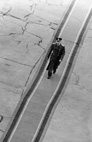 Юрий Гагарин на дорожке почета. 1961 г