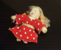 Кукла, сделанная в концлагере Г.М. Сагацкой