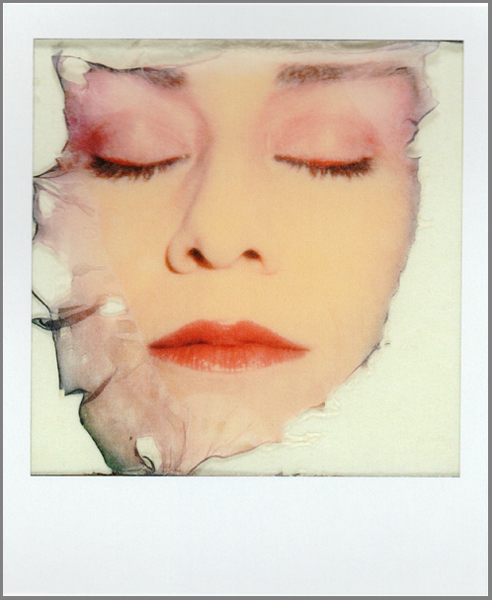  . . 1980. Polaroid SX-70. . 10,8x8,8. OstLicht Collection, 