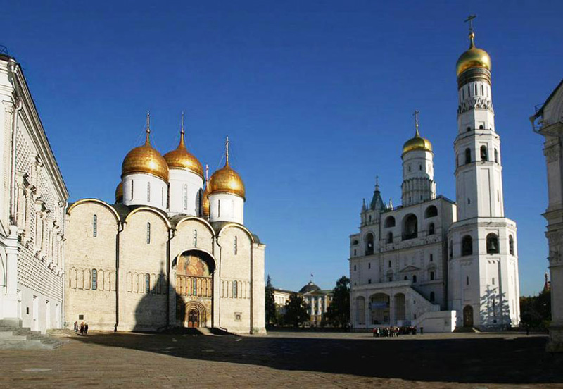 Успенский собор в ансамбле Московского Кремля