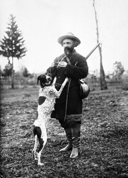 Писатель М.М. Пришвин с собакой Кентой на охоте, фото 1930-х гг. из собрания дома-музея М.М. Пришвина в Дунино