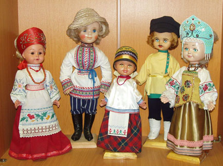 Костюмы Средней полосы России. Музей этнографических костюмов на куклах