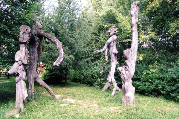Музейный комплекс Г. Тукая. Деревянные скульптуры