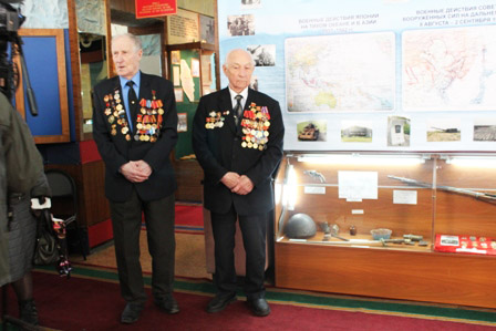 Bетераны войны в музее