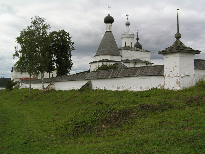 Ферапонтов мужской монастырь