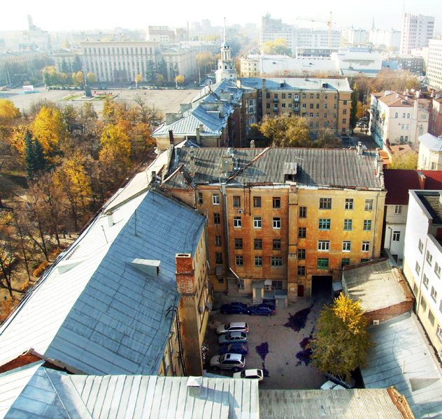 Двор дома, где  находится Музей-квартира М.Н. Мордасовой. Вид сверху